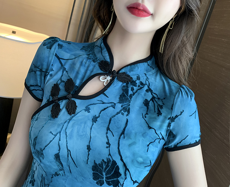 夏季怎么少得了“小黑裙”，经典永不过时，看这些搭配就知道了