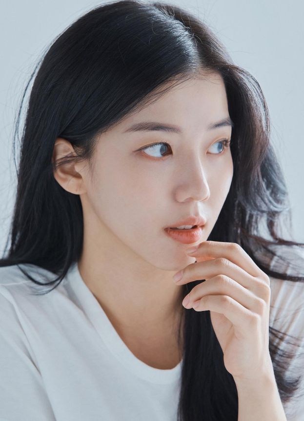 ins时尚博主chaemm兼具甜美与女人味的风格 可盐可甜的代表