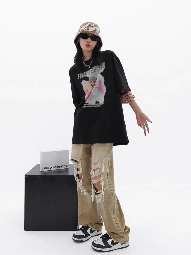 《梦华录》林允二度被渣男骗，生活中却是人精，私服穿搭有一套