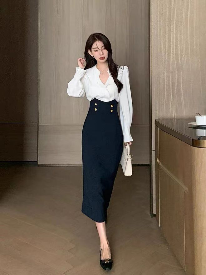 18年前演母女，18年后却酷似姐妹，冻龄穿搭学起来