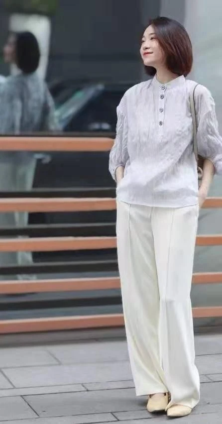 40岁左右的女人，天热了这样穿美出新高度，减龄又不失精致